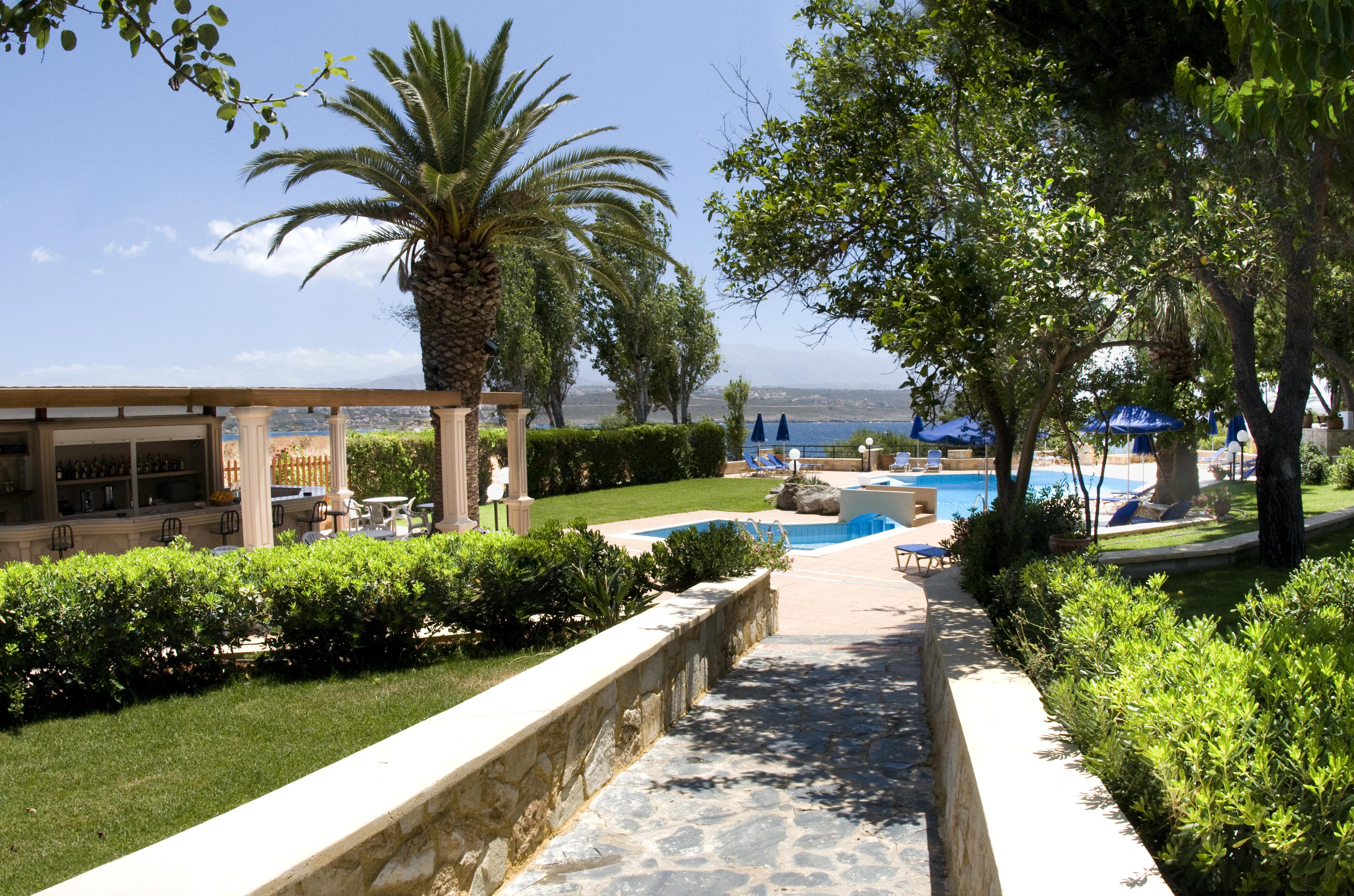 Alianthos Suites Tersanas Exterior photo