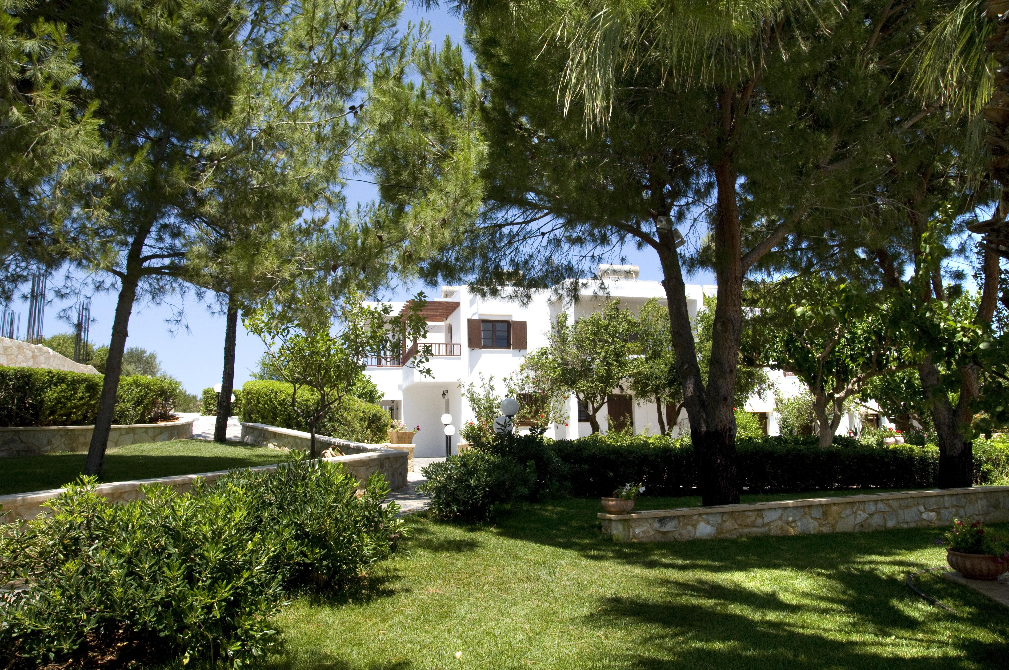Alianthos Suites Tersanas Exterior photo
